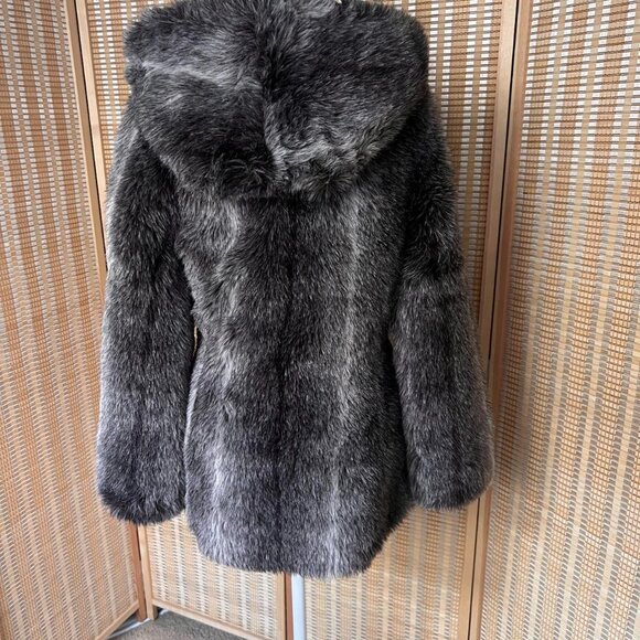 Vintage Sears fashion grey faux fur hooded zip up coat with pockets - Picture 2 of 6